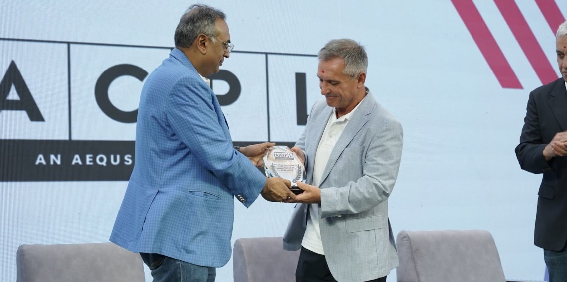 Evento de lançamento contou com a presença do presidente do Conselho e CEO do Grupo Aequs, Aravind Melligeri (à esquerda) e do presidente do Conselho de Administração da Tramontina, Eduardo Scomazzon 