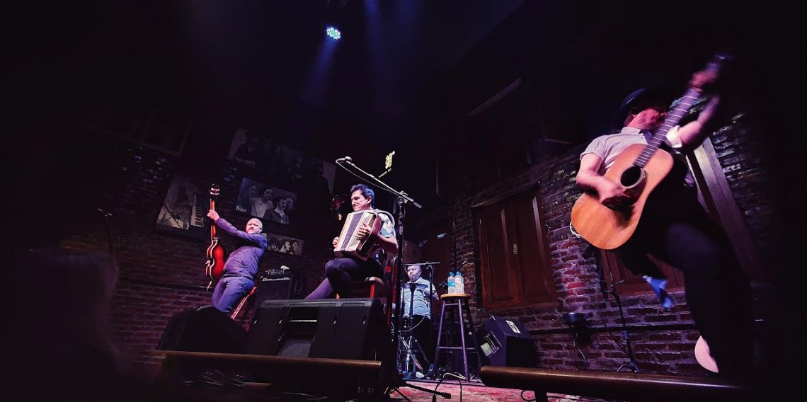  Banda retorna ao palco do Sgt Peppers, em Porto Alegre, para show especial em comemoração à primeira década de atividade 