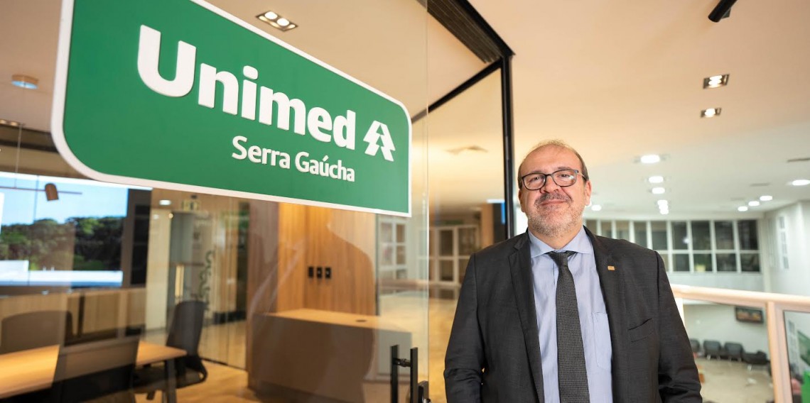 “A troca de marca passa, principalmente, pela identificação das pessoas com a região. O nome não traz somente a clareza da nossa abrangência, mas carrega todo o significado que a Serra Gaúcha tem”, enaltece o presidente da Unimed Serra Gaúcha, Dr. André L