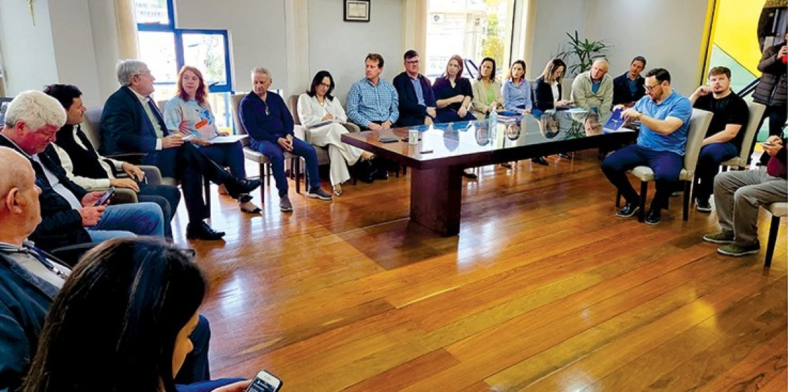 Reunião aconteceu no Gabinete do Prefeito Sérgio Chesini