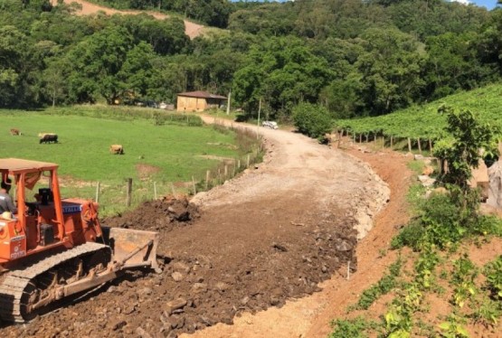  Obra para pavimentação de São Roque Figueira de Mello a Marcorama inicia nova etapa