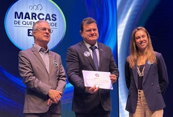 Presidente da Cooperativa Vinícola Garibaldi, Oscar Ló, recebeu premiação no 'Marcas de Quem Decide